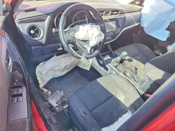 JTNKARJE6JJ573576 2018 TOYOTA COROLLA - Image 8