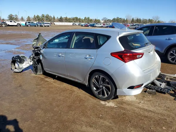 JTNKARJE6JJ576140 2018 TOYOTA COROLLA - Image 2