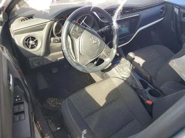 JTNKARJE6JJ576140 2018 TOYOTA COROLLA - Image 8