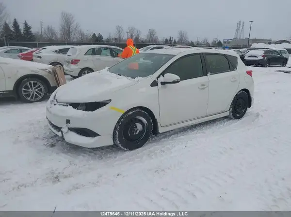 JTNKARJE7HJ530228 2017 TOYOTA COROLLA - Image 2