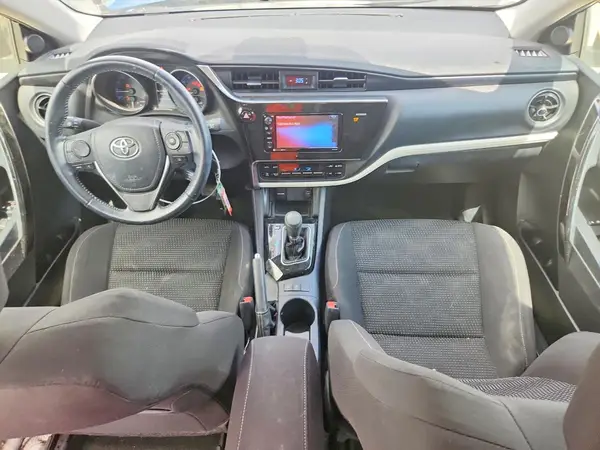 JTNKARJE7HJ537518 2017 TOYOTA COROLLA - Image 8