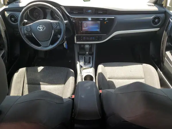 JTNKARJE7HJ540483 2017 TOYOTA COROLLA - Image 8