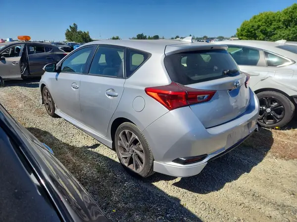 JTNKARJE7HJ548115 2017 TOYOTA COROLLA - Image 2