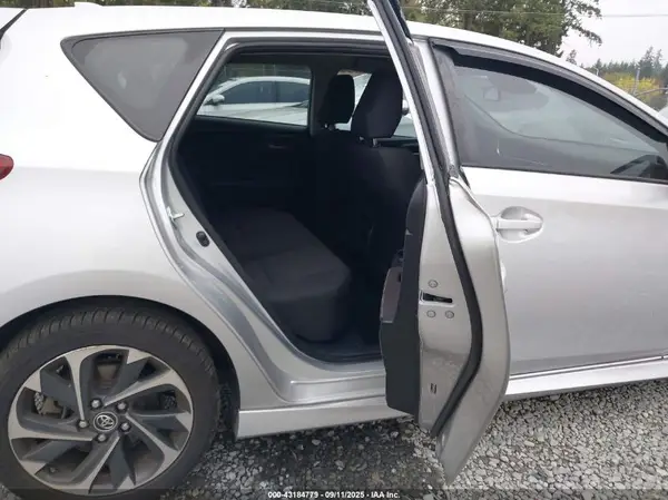 JTNKARJE7HJ549524 2017 TOYOTA COROLLA - Image 8