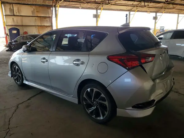 JTNKARJE7HJ551824 2017 TOYOTA COROLLA - Image 2