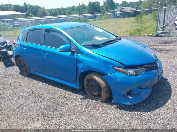 JTNKARJE7JJ555233 2018 TOYOTA COROLLA - Image 1