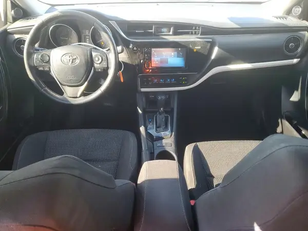 JTNKARJE7JJ559721 2018 TOYOTA COROLLA - Image 8