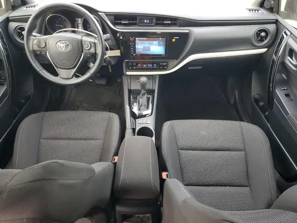 JTNKARJE7JJ559864 2018 TOYOTA COROLLA - Image 8