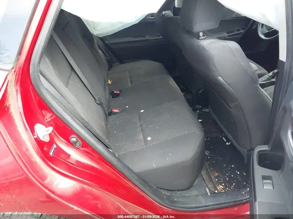 JTNKARJE7JJ560349 2018 TOYOTA COROLLA - Image 8