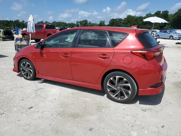 JTNKARJE7JJ561243 2018 TOYOTA COROLLA - Image 2