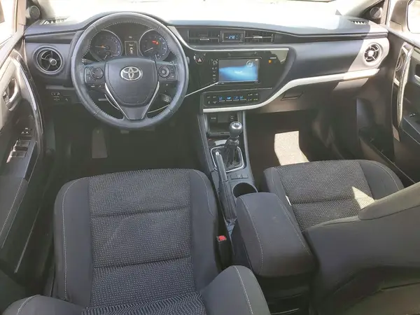 JTNKARJE7JJ564031 2018 TOYOTA COROLLA - Image 8