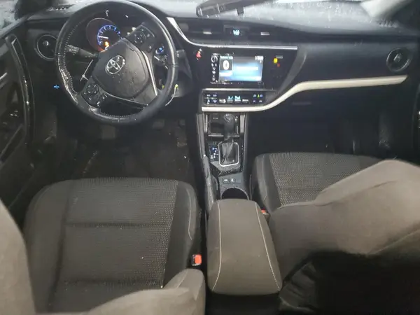 JTNKARJE7JJ564398 2018 TOYOTA COROLLA - Image 8