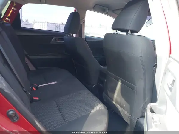 JTNKARJE7JJ565602 2018 TOYOTA COROLLA - Image 8