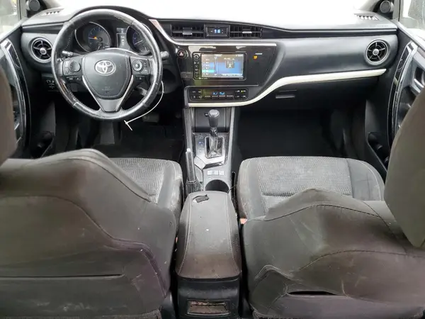 JTNKARJE7JJ566782 2018 TOYOTA COROLLA - Image 8