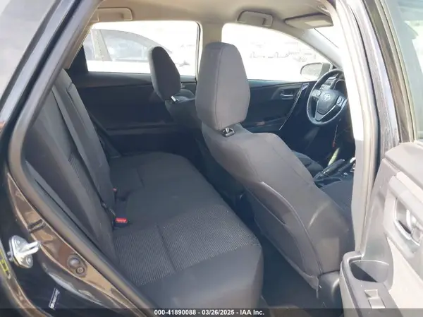 JTNKARJE7JJ568967 2018 TOYOTA COROLLA - Image 8