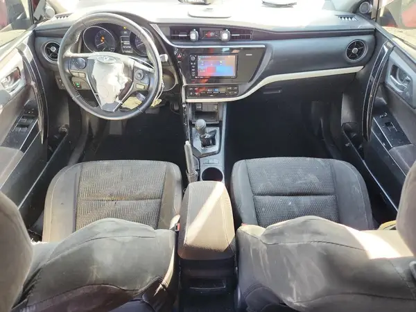 JTNKARJE7JJ571299 2018 TOYOTA COROLLA - Image 8