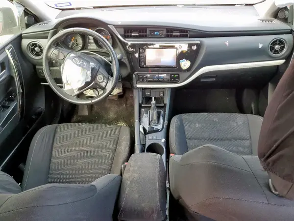 JTNKARJE7JJ572212 2018 TOYOTA COROLLA - Image 8