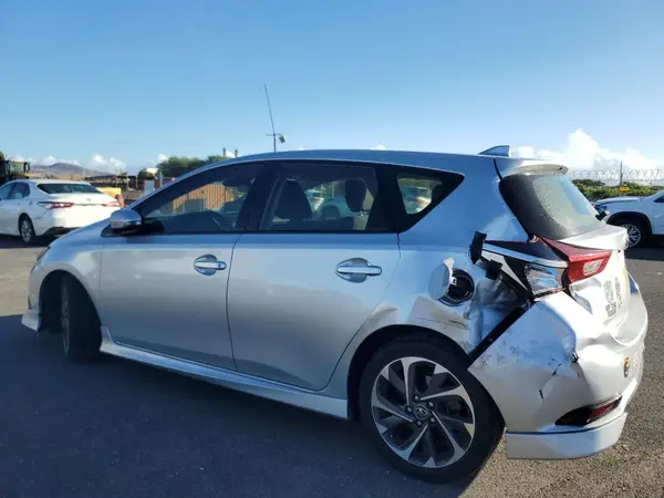JTNKARJE7JJ572338 2018 TOYOTA COROLLA - Image 2