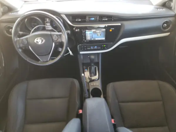 JTNKARJE7JJ575739 2018 TOYOTA COROLLA - Image 8