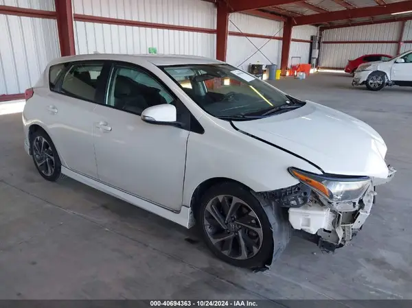 JTNKARJE8HJ527855 2017 TOYOTA COROLLA - Image 1