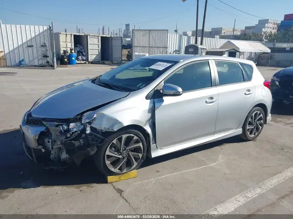JTNKARJE8HJ528052 2017 TOYOTA COROLLA - Image 2