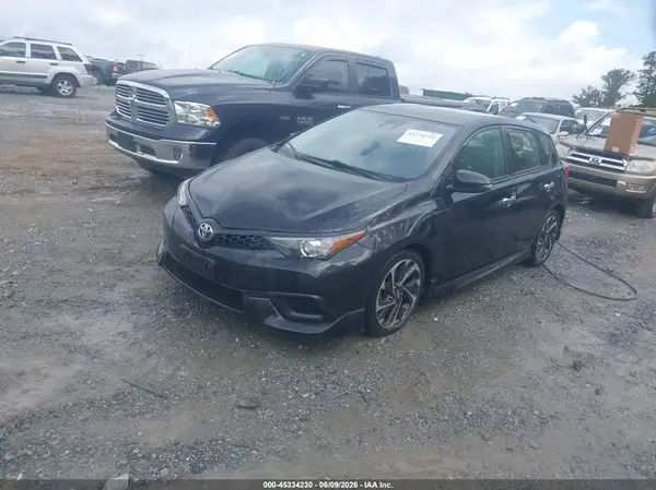 JTNKARJE8HJ536717 2017 TOYOTA COROLLA - Image 2