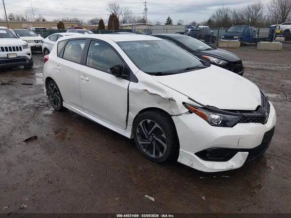 JTNKARJE8HJ538838 2017 TOYOTA COROLLA - Image 1
