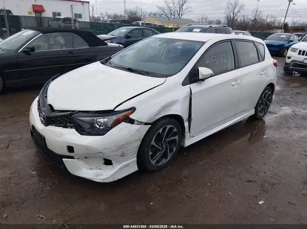 JTNKARJE8HJ538838 2017 TOYOTA COROLLA - Image 2