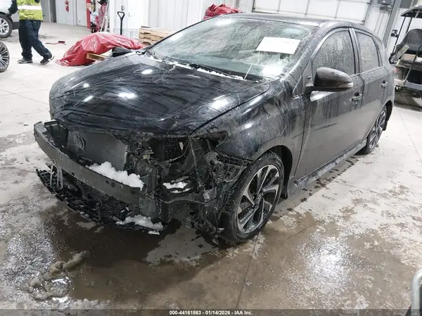 JTNKARJE8HJ539035 2017 TOYOTA COROLLA - Image 2