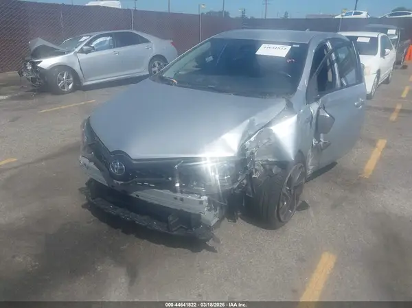 JTNKARJE8HJ539679 2017 TOYOTA COROLLA - Image 2