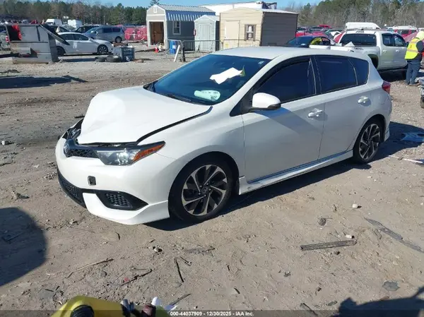 JTNKARJE8HJ541691 2017 TOYOTA COROLLA - Image 2