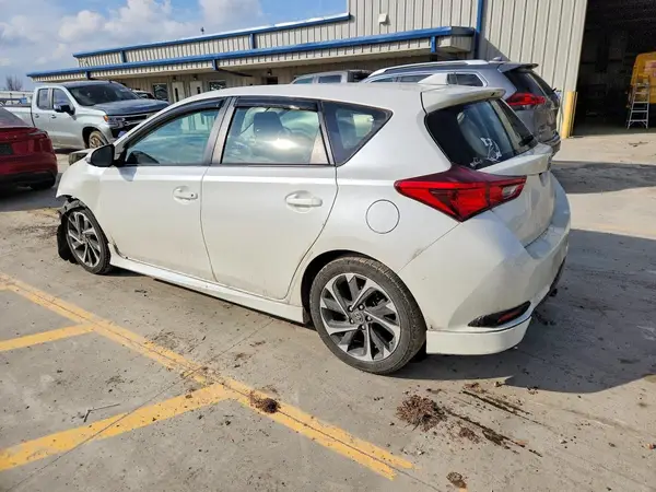 JTNKARJE8HJ542503 2017 TOYOTA COROLLA - Image 2