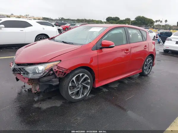 JTNKARJE8HJ543201 2017 TOYOTA COROLLA - Image 2