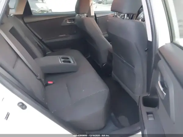 JTNKARJE8HJ543943 2017 TOYOTA COROLLA - Image 8