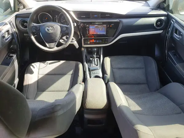 JTNKARJE8HJ545207 2017 TOYOTA COROLLA - Image 8