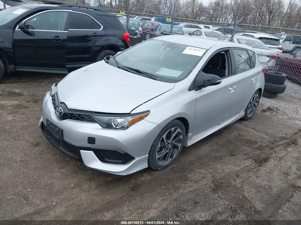 JTNKARJE8HJ545546 2017 TOYOTA COROLLA - Image 2