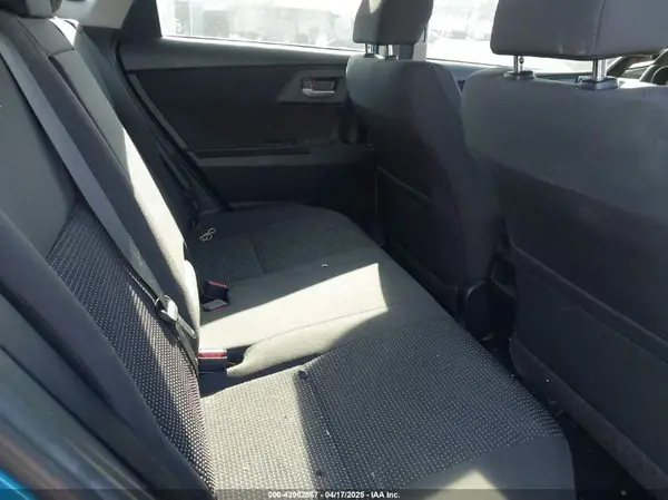 JTNKARJE8HJ549631 2017 TOYOTA COROLLA - Image 8