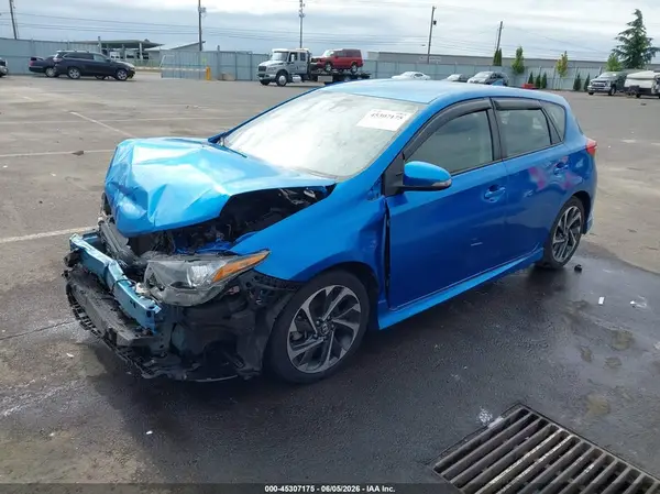 JTNKARJE8HJ550634 2017 TOYOTA COROLLA - Image 2