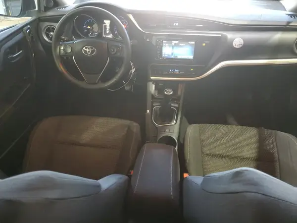 JTNKARJE8JJ558237 2018 TOYOTA COROLLA - Image 8