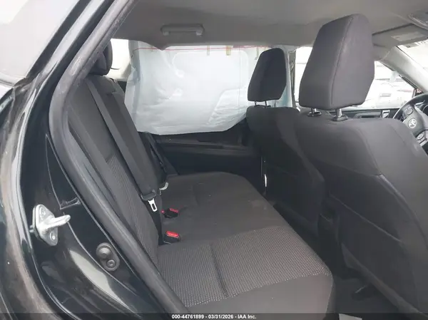 JTNKARJE8JJ562109 2018 TOYOTA COROLLA - Image 8