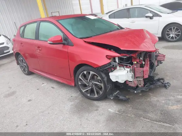 JTNKARJE8JJ562921 2018 TOYOTA COROLLA - Image 1