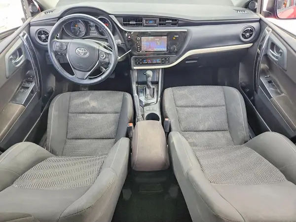 JTNKARJE8JJ565821 2018 TOYOTA COROLLA - Image 8
