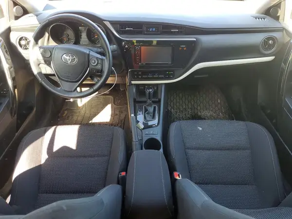 JTNKARJE8JJ567617 2018 TOYOTA COROLLA - Image 8