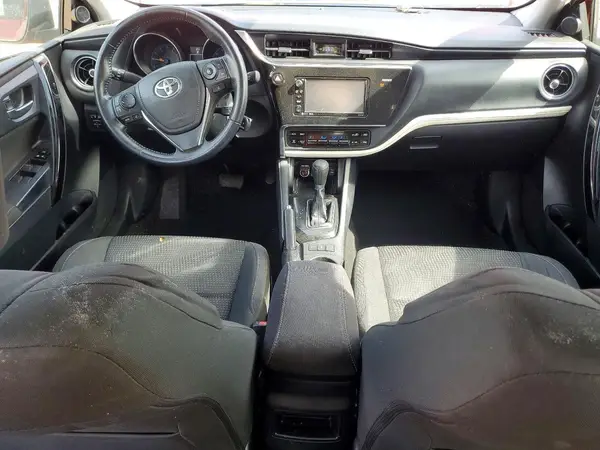 JTNKARJE8JJ569481 2018 TOYOTA COROLLA - Image 8