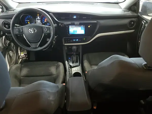 JTNKARJE8JJ570680 2018 TOYOTA COROLLA - Image 8