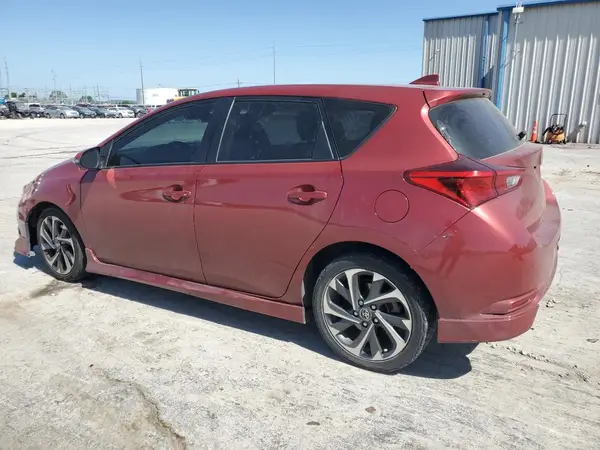 JTNKARJE8JJ574633 2018 TOYOTA COROLLA - Image 2
