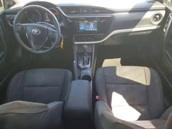 JTNKARJE8JJ576236 2018 TOYOTA COROLLA - Image 8
