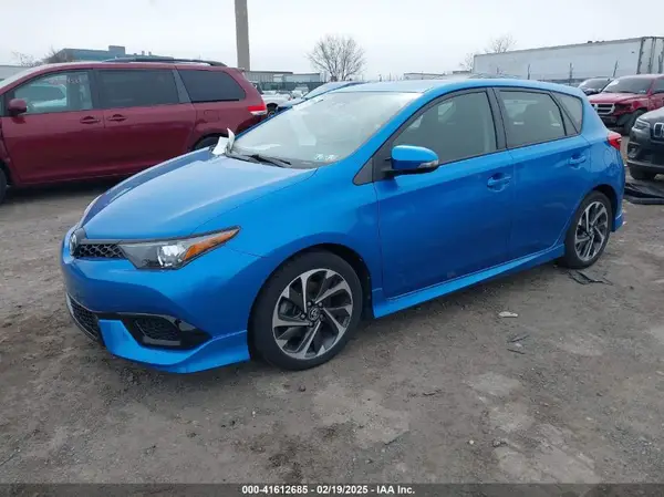 JTNKARJE9HJ527704 2017 TOYOTA COROLLA - Image 2
