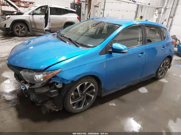 JTNKARJE9HJ539562 2017 TOYOTA COROLLA - Image 2