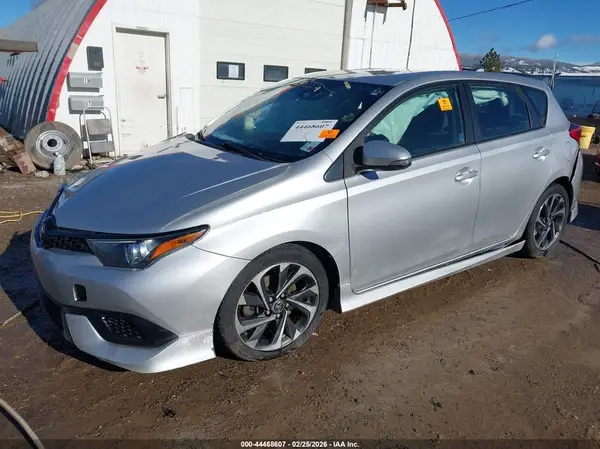 JTNKARJE9HJ547306 2017 TOYOTA COROLLA - Image 2